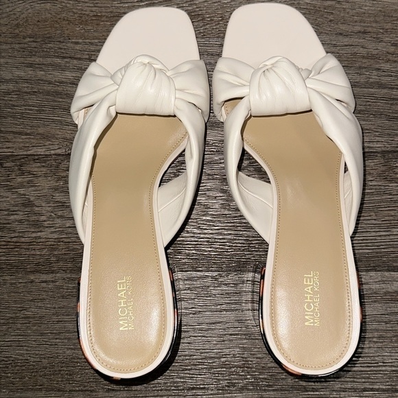 Michael Michael Kors Josie Mules NWOT NWOB - Picture 5 of 9